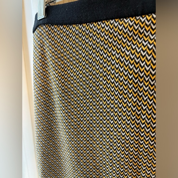 Jules & Leopold stretchy knit pencil skirt - Picture 7 of 9